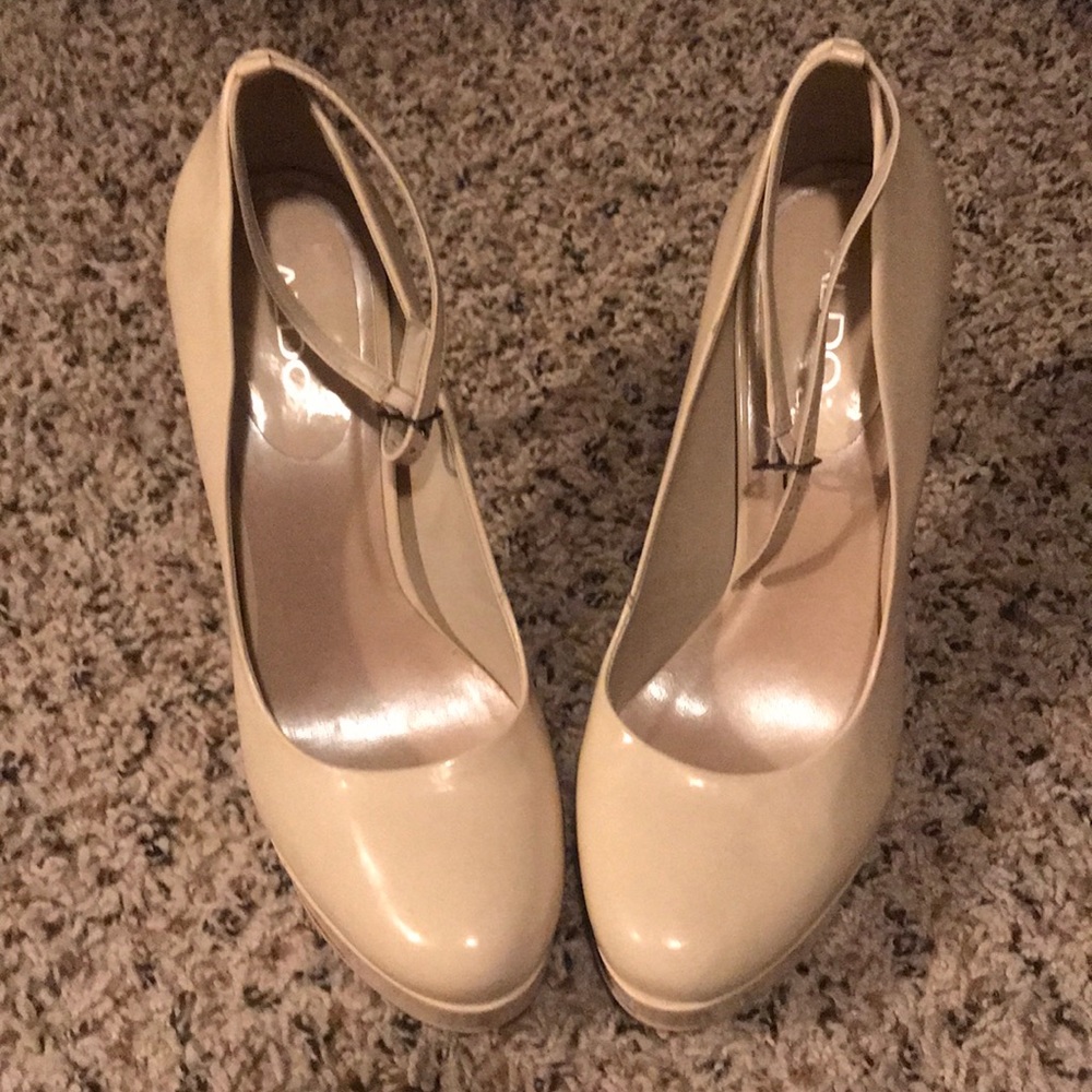 Aldo patent leather stiletto